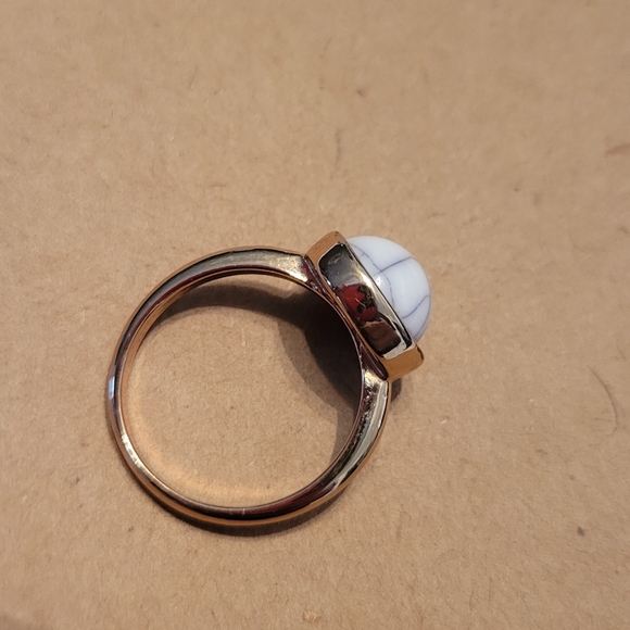 Ring - Picture 2 of 3